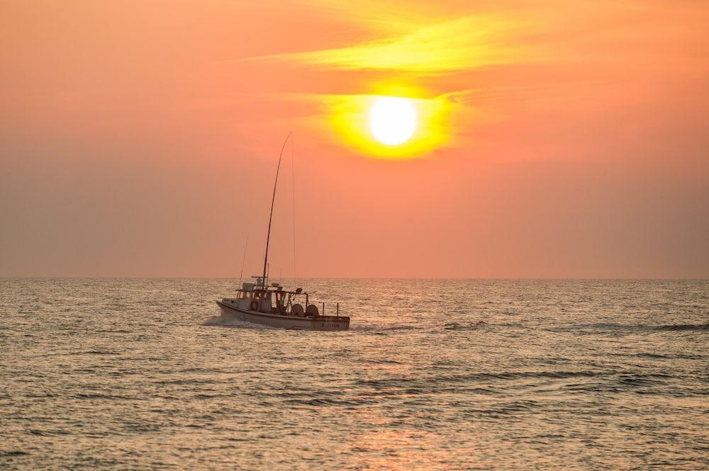 ฮอลิเดย์ อินน์ เอ็กซ์เพรส แอนด์ สวีท เวสต์ โอเชียนซิตี้ West Ocean City ภายนอก รูปภาพ